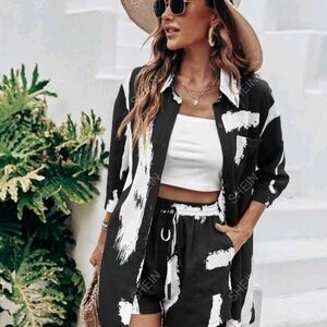 SHEIN Black and White Brushstroke Set